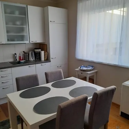 Apartment.kirche *